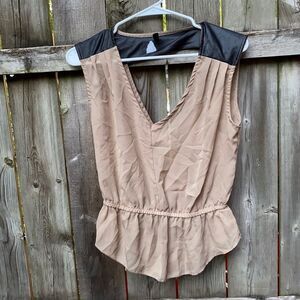 Lunatiks Shwee top sz. M